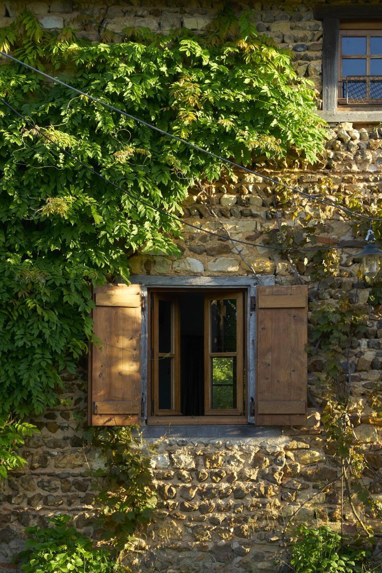 Hotel La Colline Du Colombier Iguerande Esterno foto