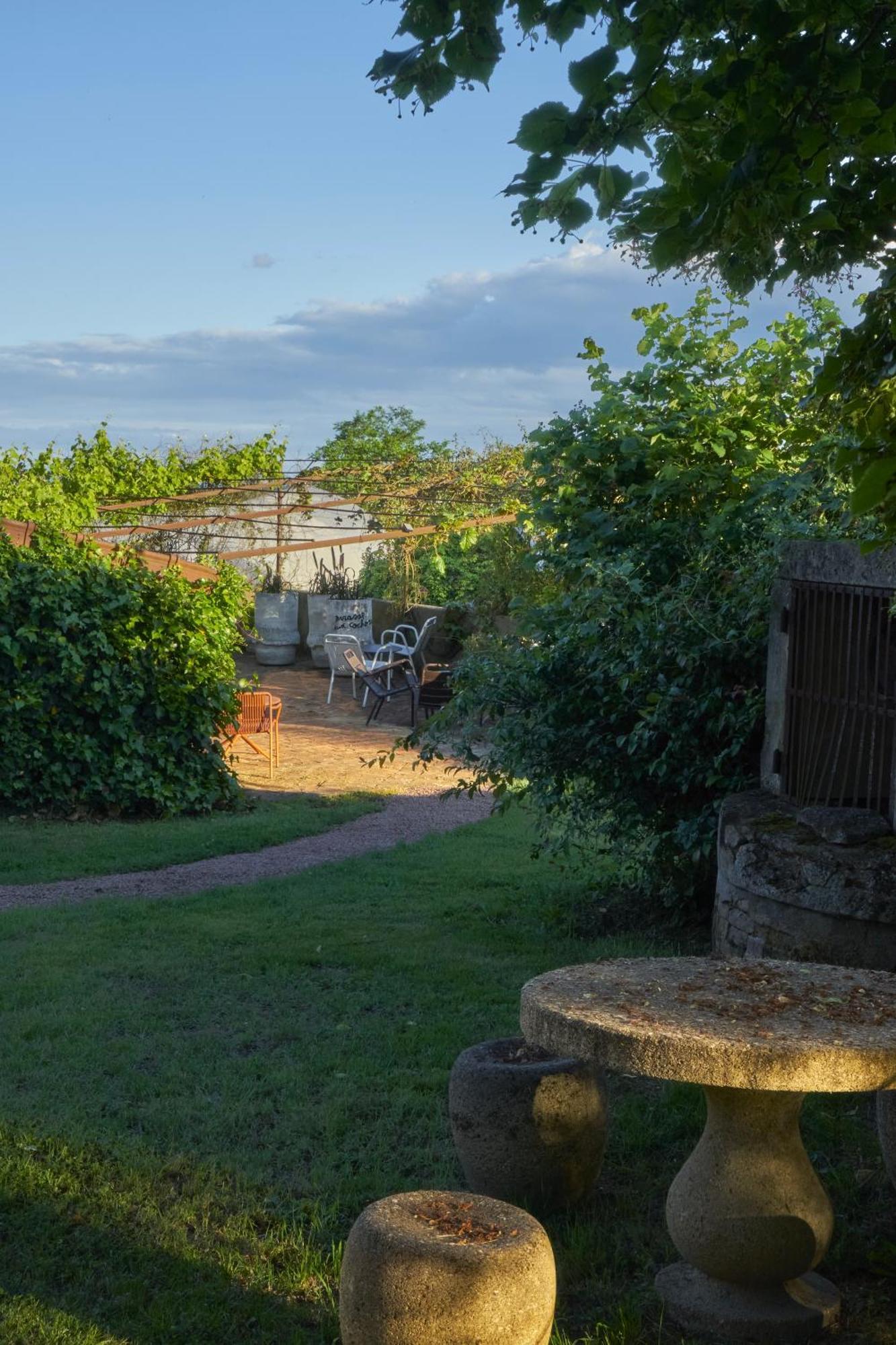 Hotel La Colline Du Colombier Iguerande Esterno foto
